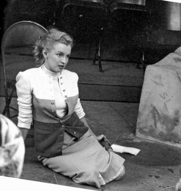 Rare Photos of Marilyn Monroe Auditioning for a Play at the Players Ring Theatre in Los Angeles, 1950 – C1